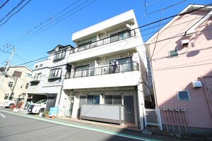 日の出町ニューコーポ外観写真