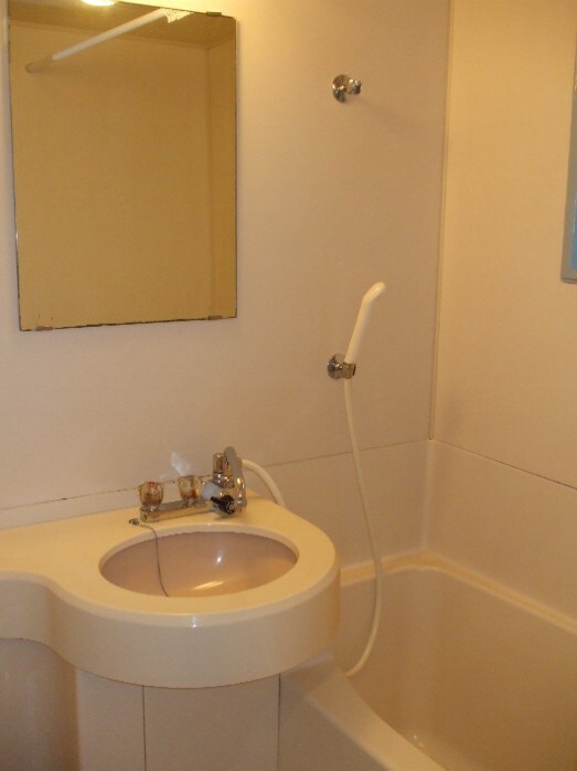 物件内観写真12　(バス／シャワールーム等)