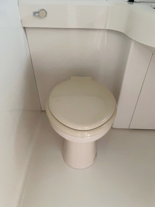 物件内観写真15　(トイレ)