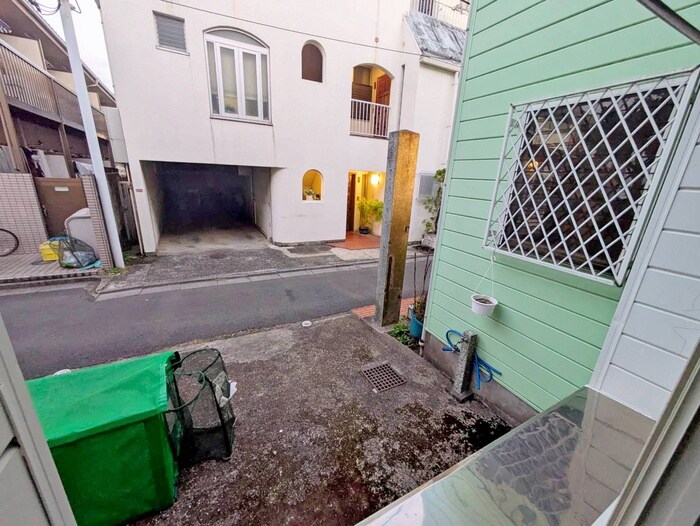 物件内観写真21　(室内からの展望)