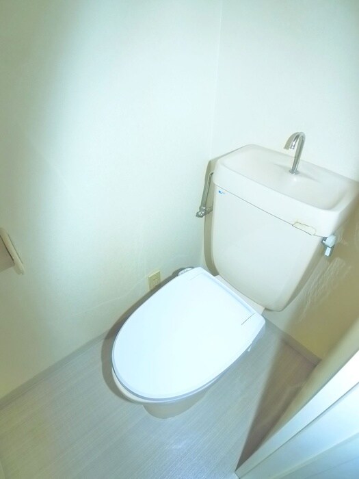 物件内観写真16　(トイレ)