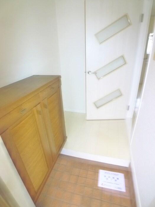 物件内観写真17　(玄関)