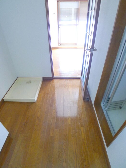 物件内観写真9　(廊下)