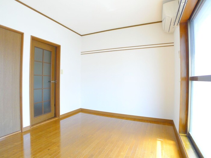 物件内観写真22　(居室)