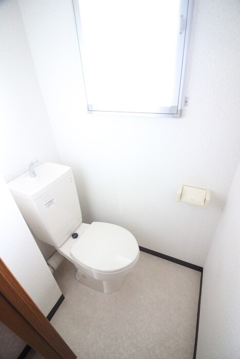 物件内観写真10　(トイレ)