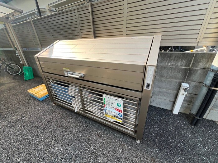 物件外観写真4　(建物設備)