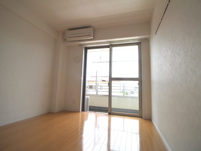 物件内観写真10　(居室)