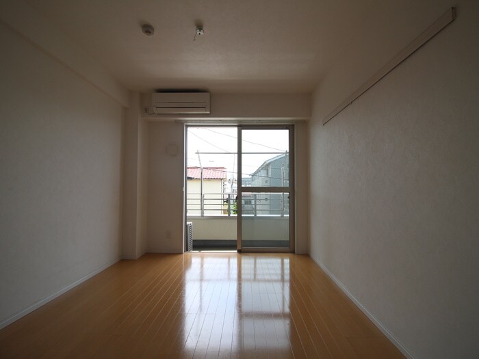 物件内観写真11　(居室)