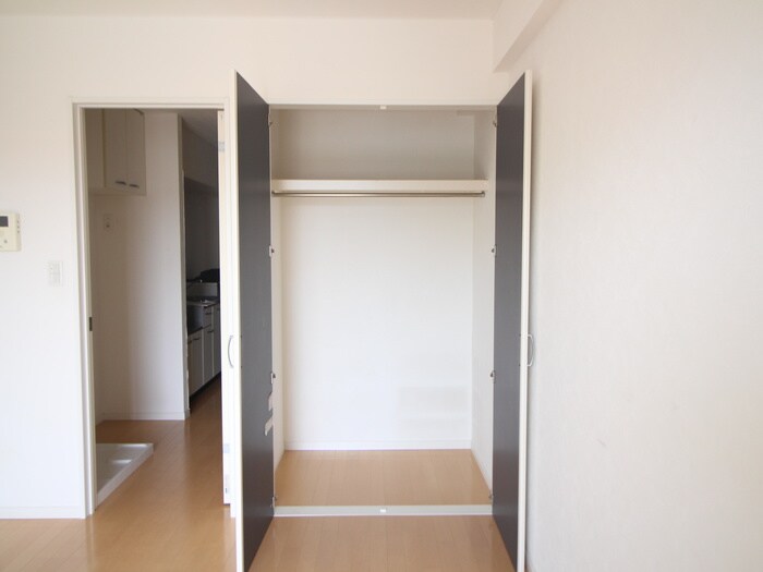 物件内観写真13　(収納)
