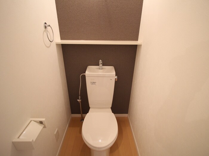 物件内観写真17　(トイレ)