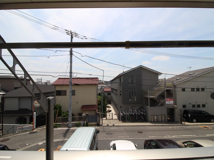 物件内観写真22　(室内からの展望)