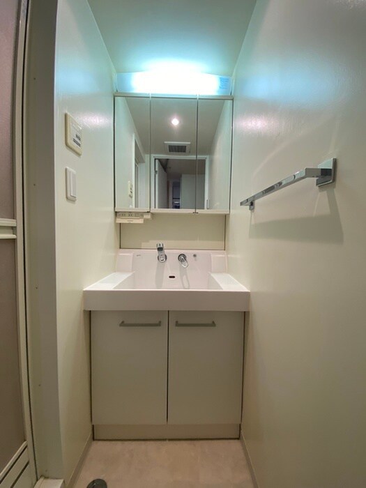 物件内観写真14　(洗面)