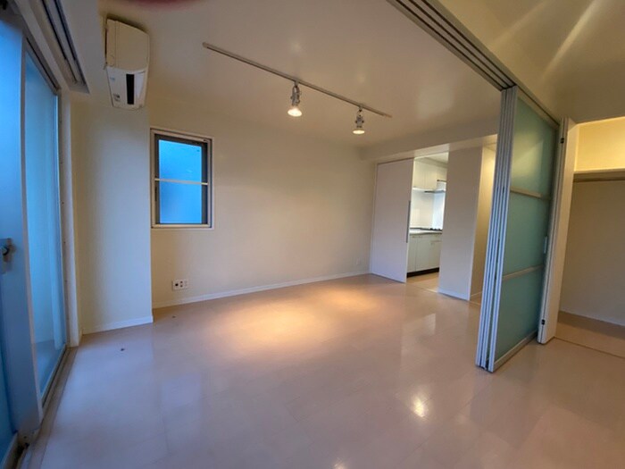 物件内観写真21　(廊下)