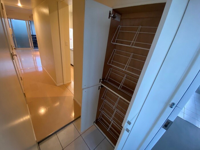 物件内観写真22　(廊下)