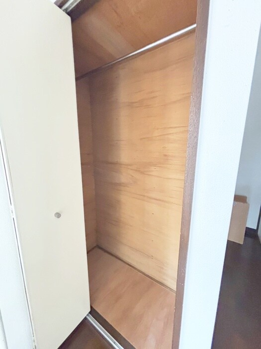 物件内観写真15　(収納)