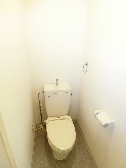 物件内観写真12　(トイレ)