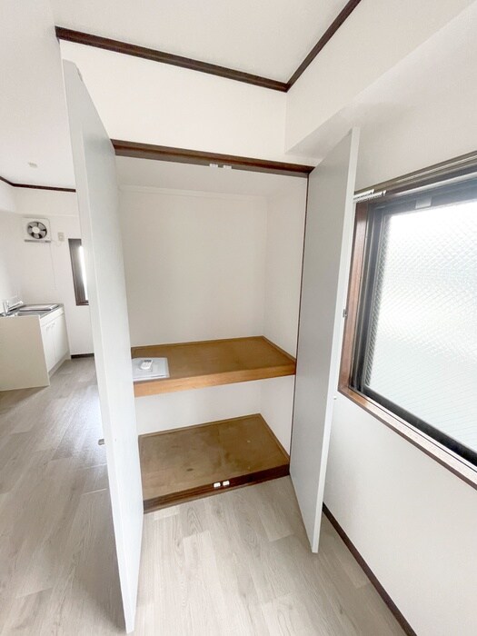 物件内観写真16　(収納)