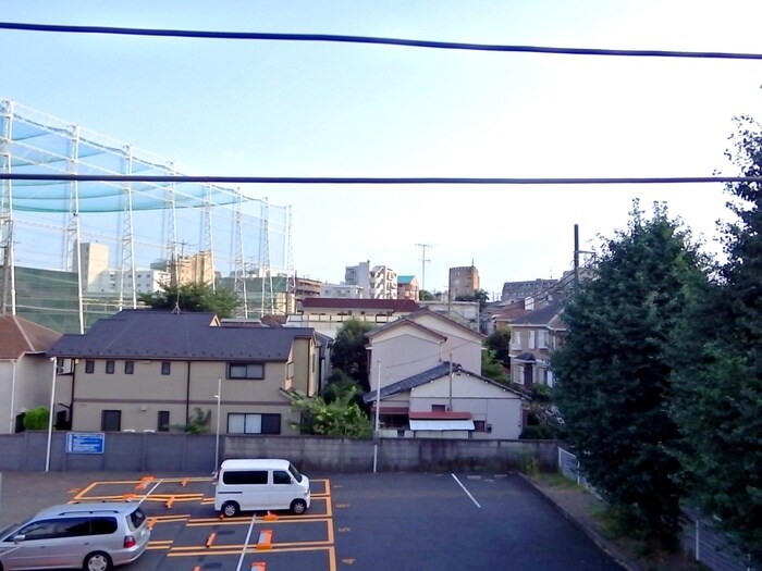 物件内観写真12　(室内からの展望)