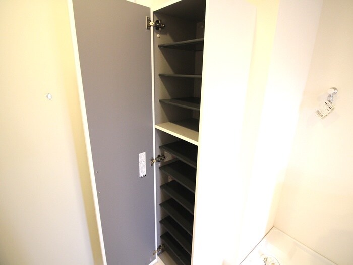 物件内観写真18　(靴箱)