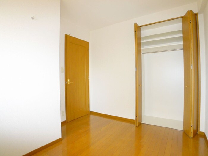 物件内観写真17　(収納)