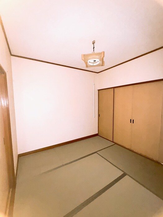 物件内観写真13　(居室)