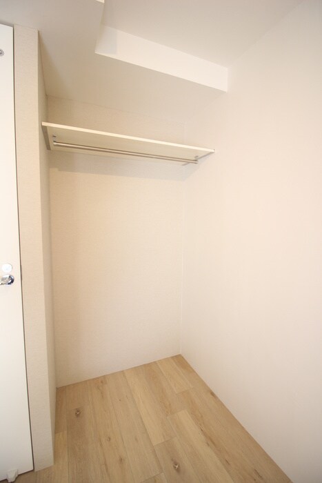 物件内観写真11　(収納)