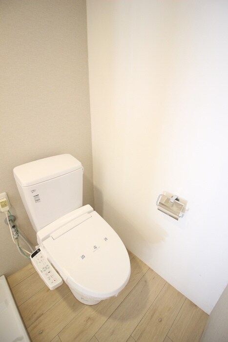 物件内観写真14　(トイレ)