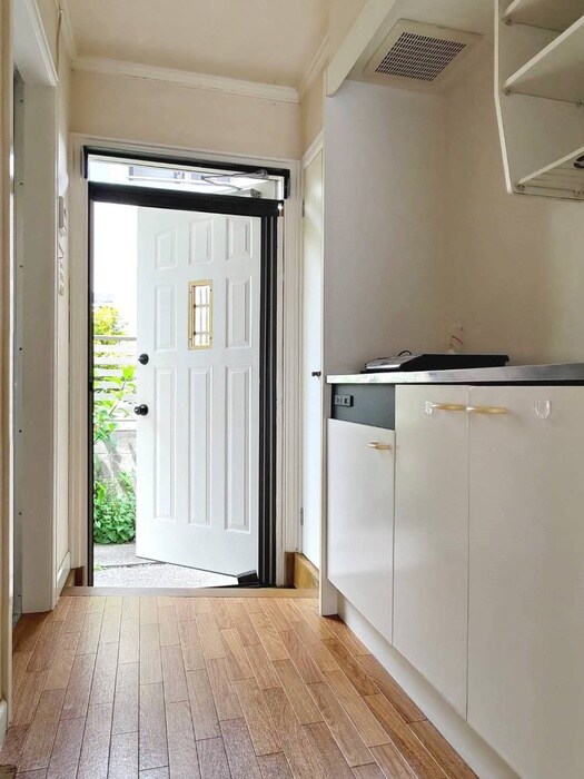 物件内観写真10　(廊下)