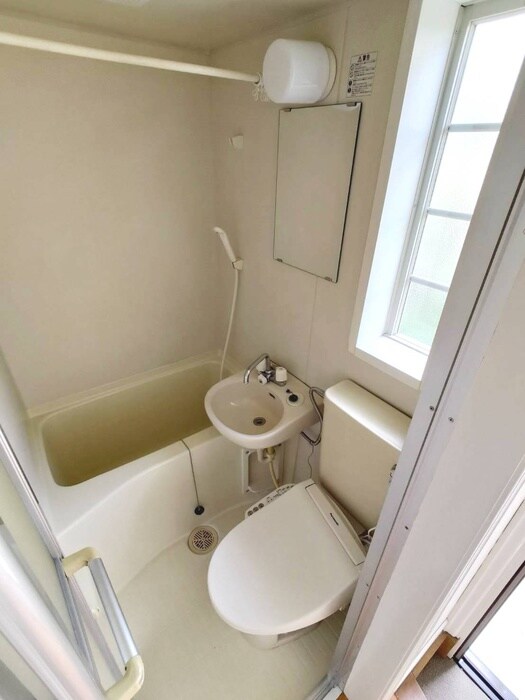 物件内観写真12　(バス／シャワールーム等)