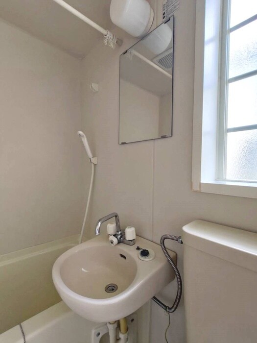 物件内観写真18　(洗面)