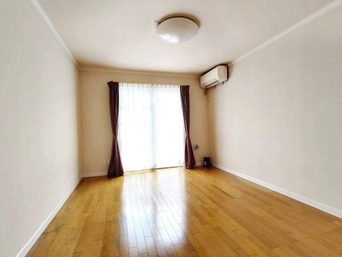 物件内観写真21　(居室)