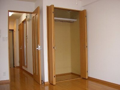 物件内観写真7　(収納)