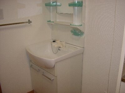 物件内観写真11　(洗面)