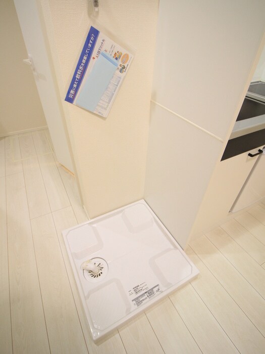 物件内観写真7　(洗濯機置場)