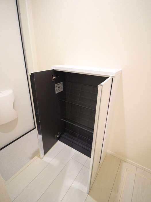 物件内観写真10　(靴箱)