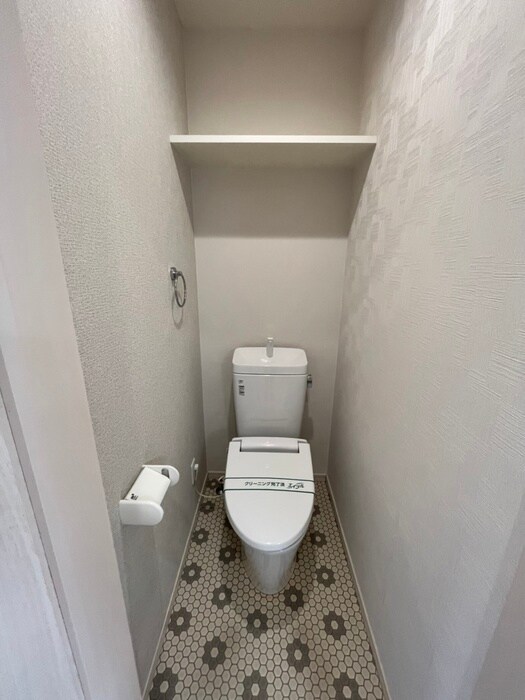 物件内観写真14　(トイレ)