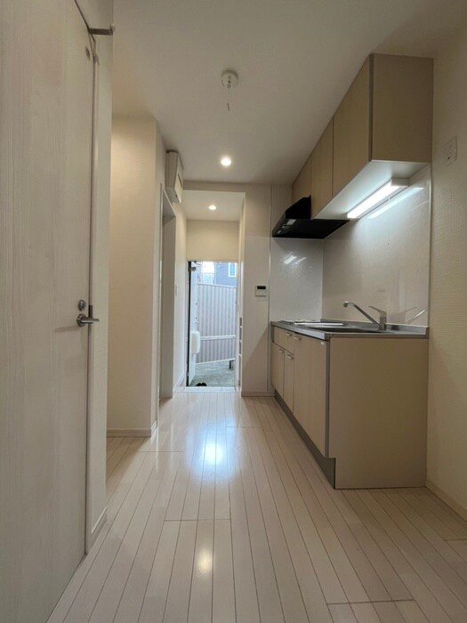 物件内観写真15　(廊下)