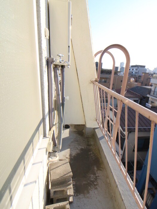 物件内観写真13　(洗濯機置場)