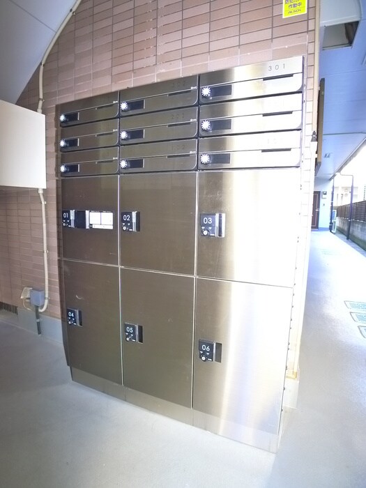 物件外観写真4　(建物設備)