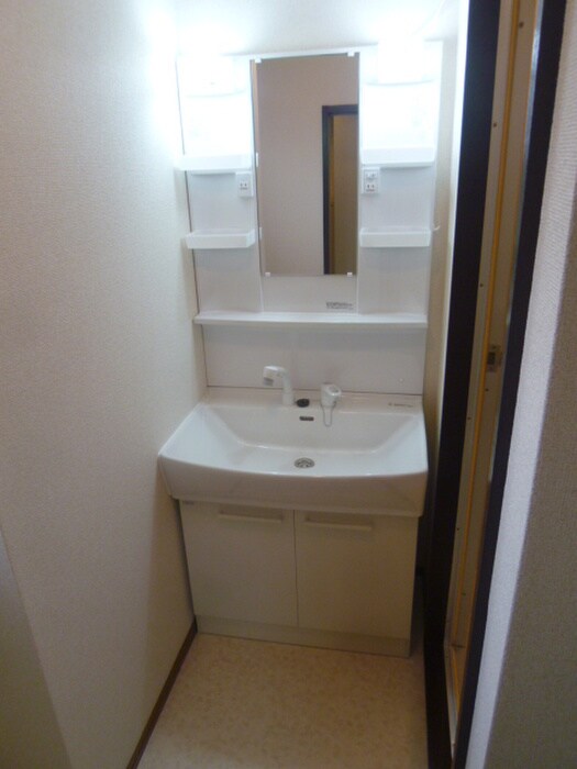 物件内観写真13　(洗面)