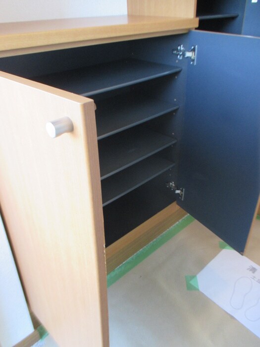 物件内観写真9　(玄関)