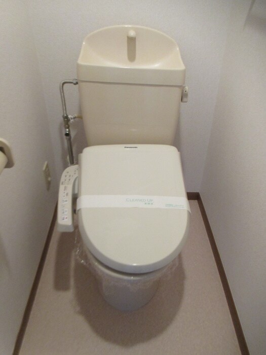 物件内観写真13　(トイレ)