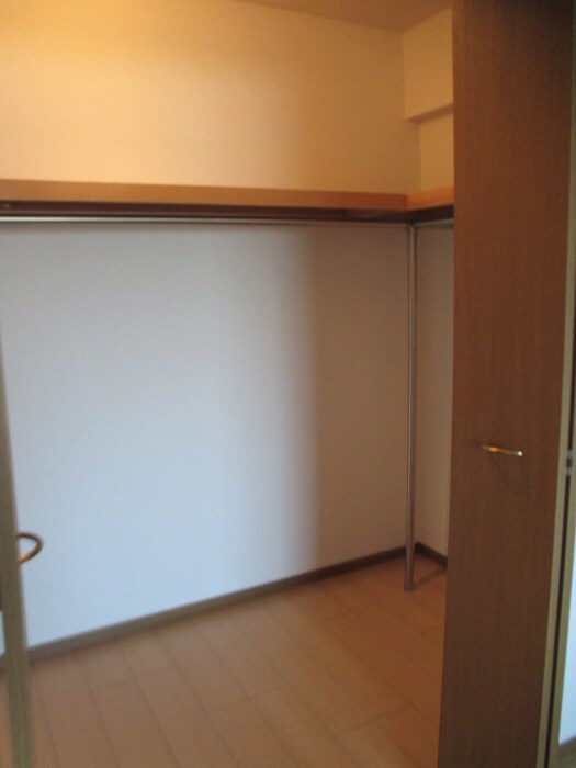 物件内観写真20　(収納)