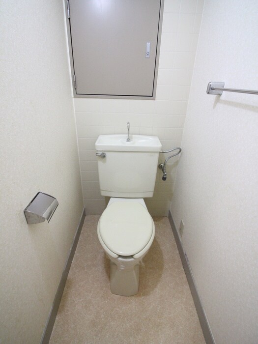 物件内観写真11　(トイレ)