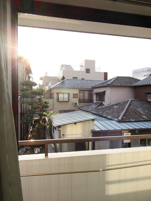 物件内観写真17　(室内からの展望)