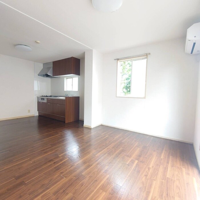 物件内観写真4　(居室)