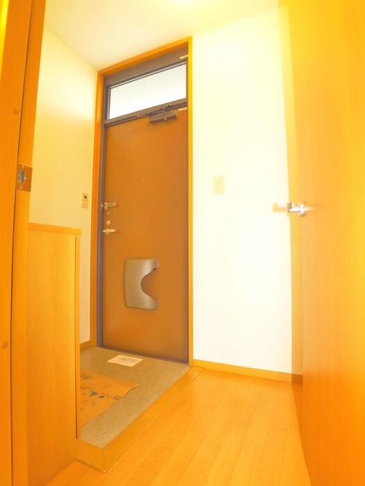 物件内観写真18　(廊下)