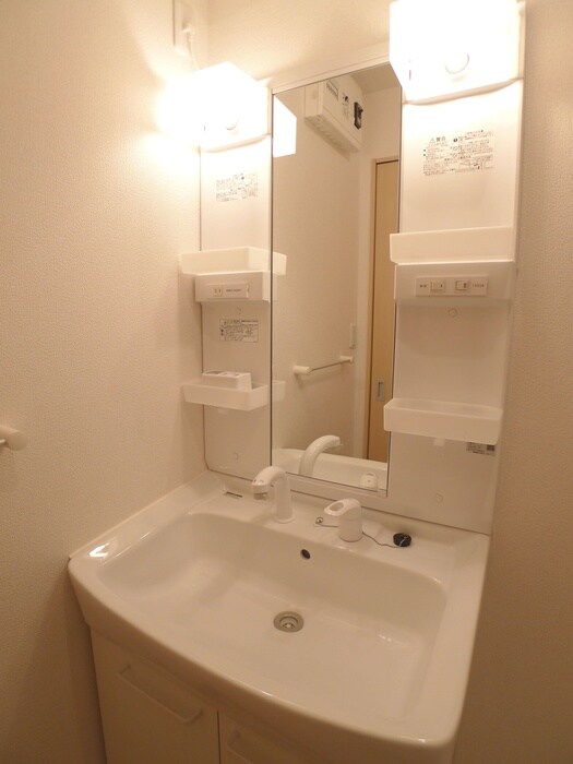 物件内観写真13　(洗面)