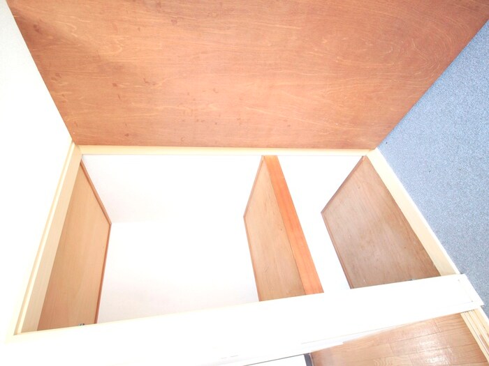 物件内観写真11　(収納)