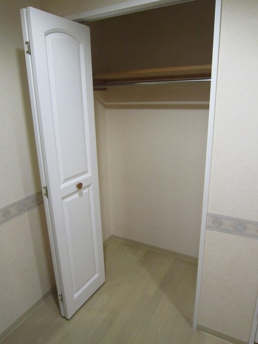 物件内観写真10　(収納)
